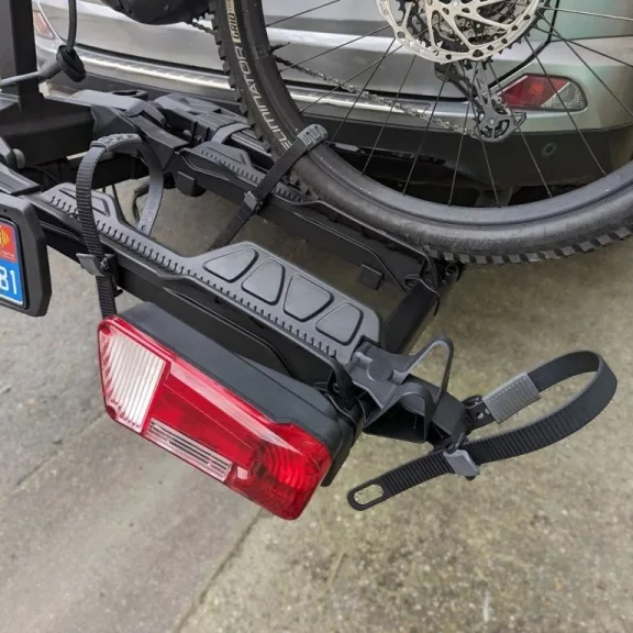 Nosič elektrokol na tažné zařízení BuzzRack Scorpion Pro 2